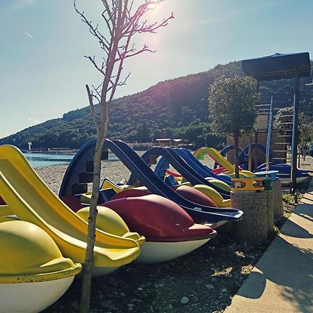 Apartment Noemi With A Direct Beach View Rabac Ngoại thất bức ảnh