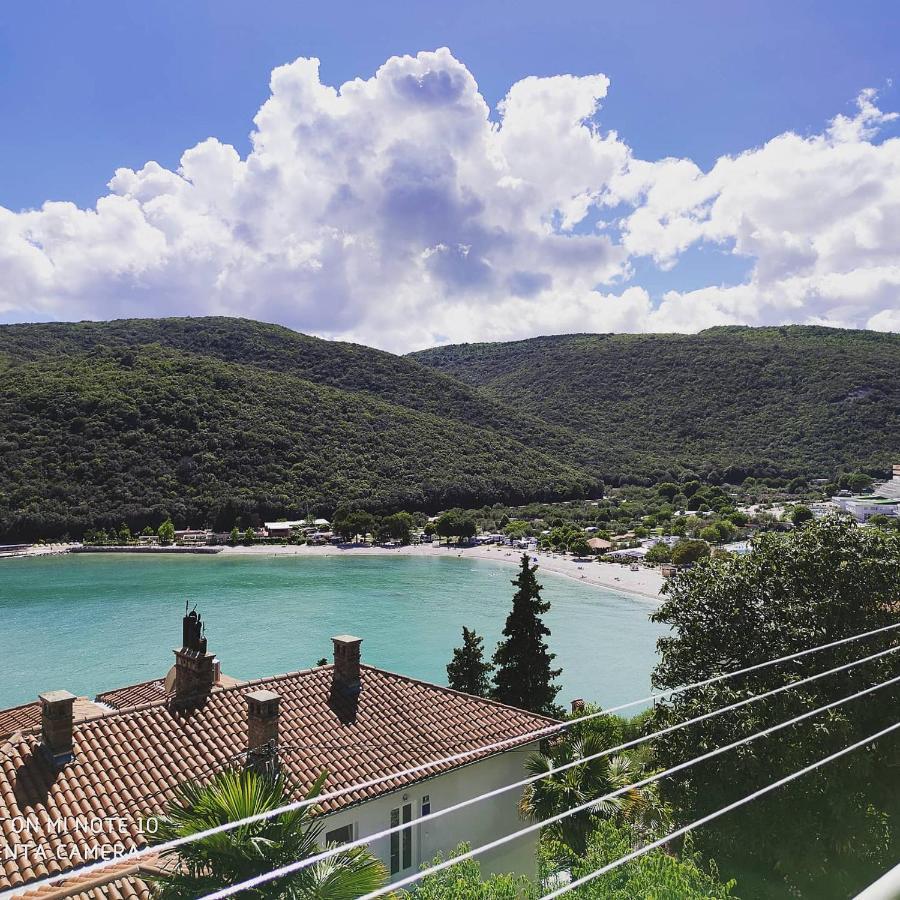 Apartment Noemi With A Direct Beach View Rabac Ngoại thất bức ảnh